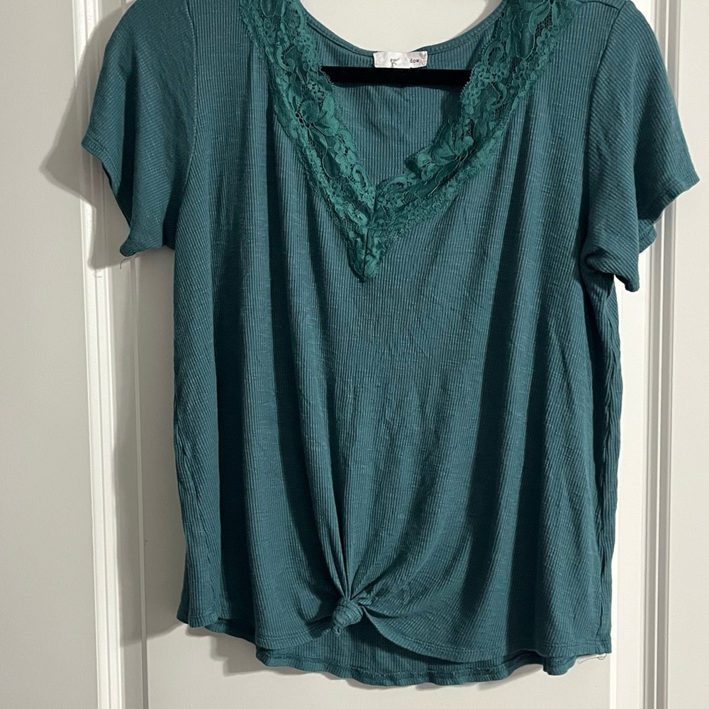 Eyeshadow Teal Lace Accent Knot Tee